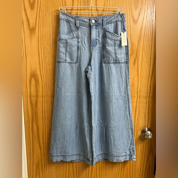 Anthropologie Denim - Level 99 Anthropologie light wash